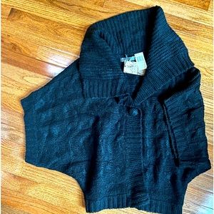 Black crop sweater